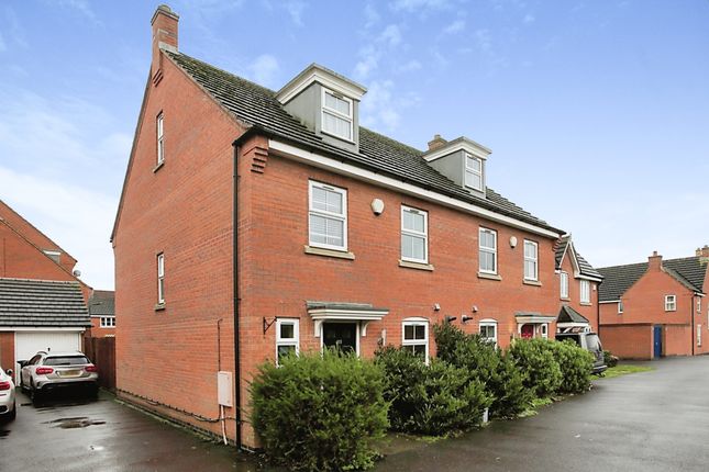 Thumbnail Town house for sale in Lyvelly Gardens, Peterborough