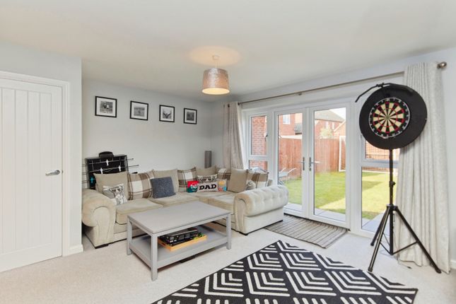 13, Sycamore Way, Brailsford, Ashbourne photo 3