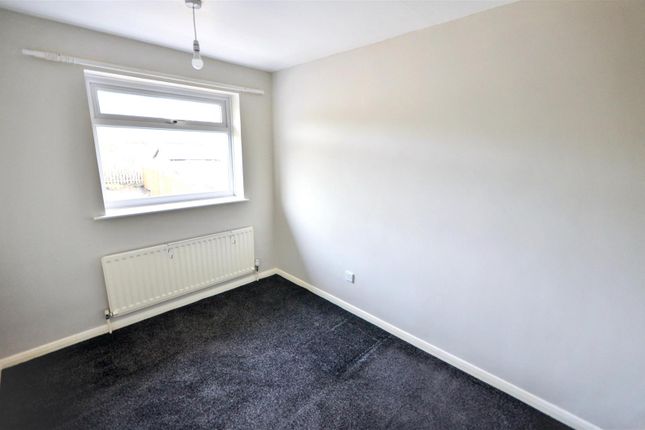 31, Jordan Way, Stone photo 4