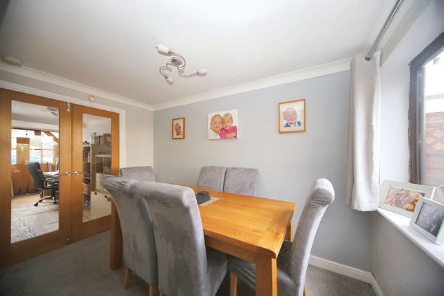 57 Churchfield, Wigan photo 4