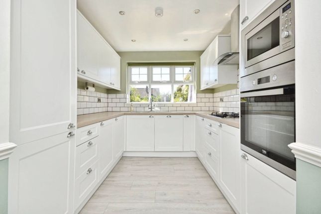 39, Ridgeway Lane, Whitchurch photo 4