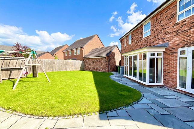 1 White Iris Place, Nantwich photo 4
