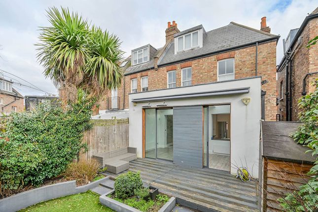 Semi-detached house for sale in Fauconberg Road, Grove Park, London