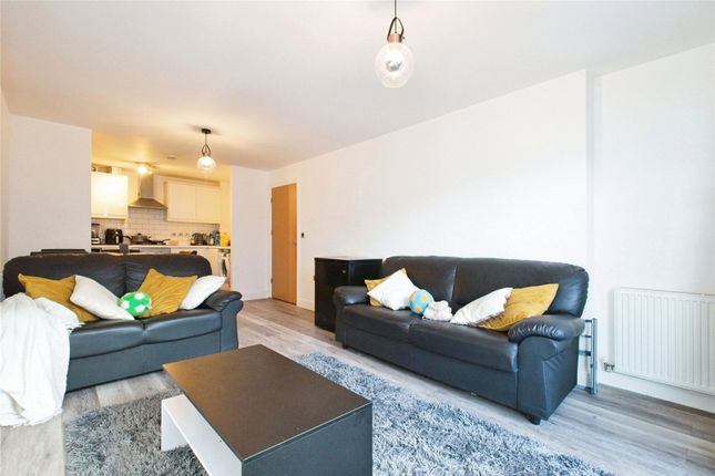 Flat for sale in North Star Boulevard, Greenhithe, Kent