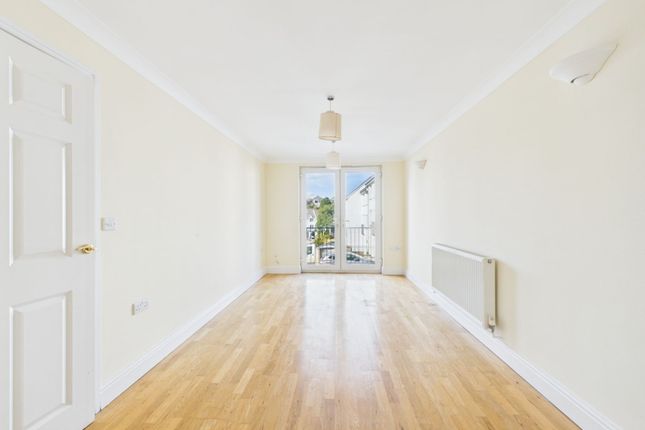 121 Kensington Gardens, Haverfordwest photo 3