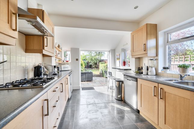 44, Myddleton Road, Uxbridge photo 3