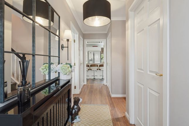 6, Virginia Grove, Hamilton photo 2