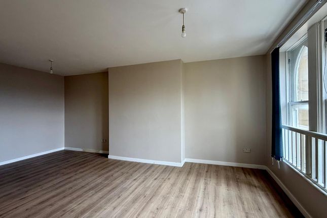Flat 1, 14, Nelson Street, Dewsbury photo 5