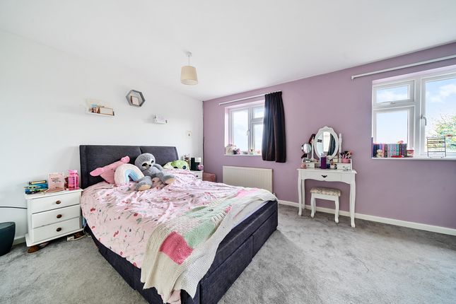 Semi-detached house for sale in Thong Lane, Gravesend