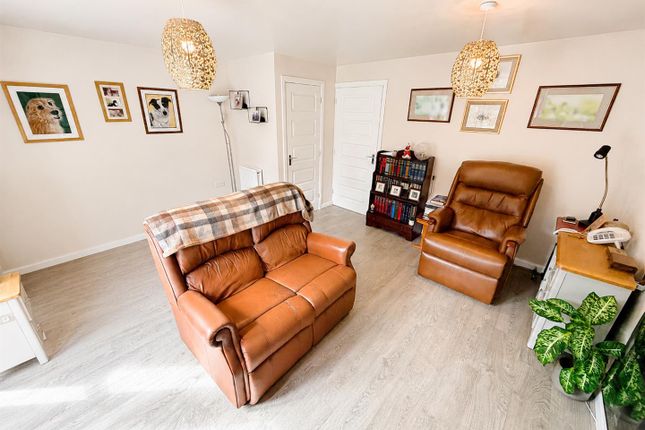 40, Osprey Drive, Corby photo 4