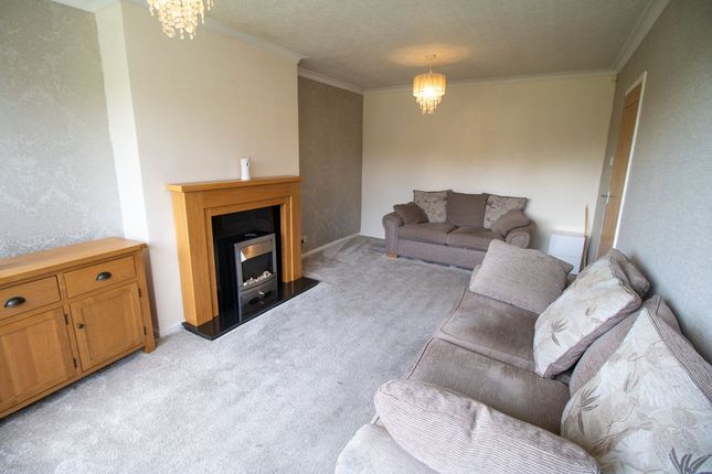 24, Glenside Drive, Bolton photo 4