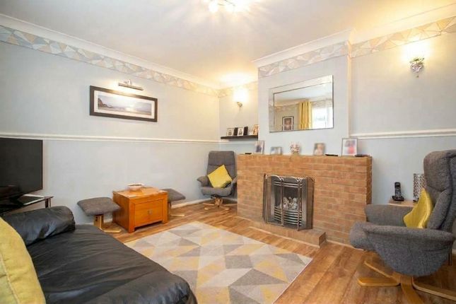 65 Northwick Road, Watford photo 2