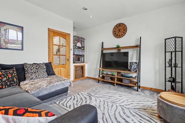 18A South Philpingstone Lane, Bo'ness photo 4