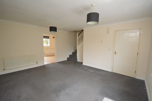 27, Wickham Crescent, Essex photo 4