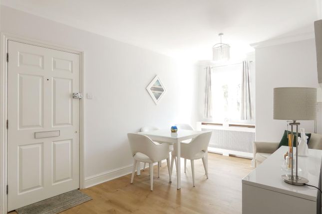 4, Cleeves Court, Cleeves Way, Rustington photo 4