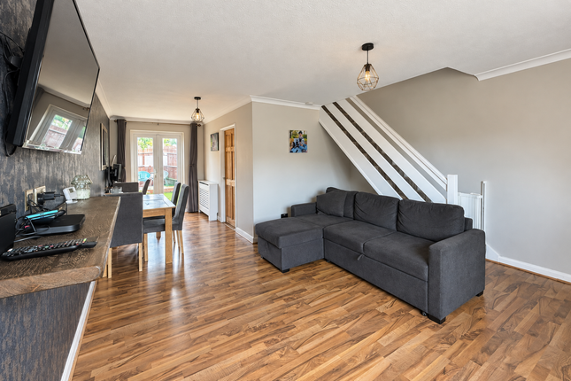 1, Hybrid Close, Rochester photo 2