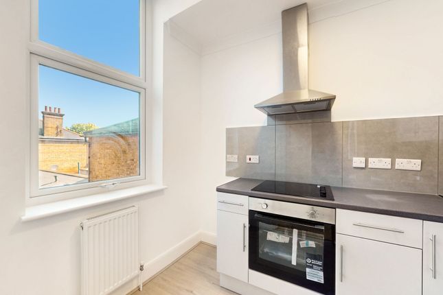 82A, High road, London photo 2