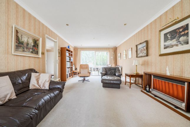 20, Lyonsdown Road, Barnet photo 4