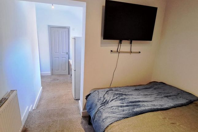 Thumbnail Terraced house to rent in Room 9, 9 Highfield Road, Doncaster