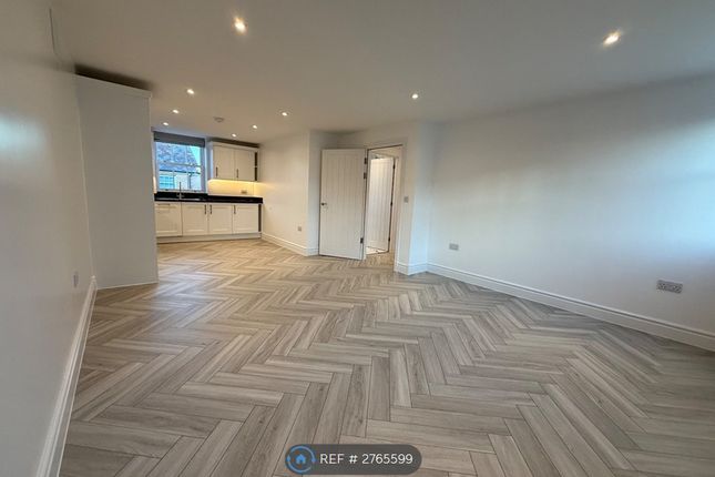 Flat, Gertrude Court Church Street, Biggleswade photo 4