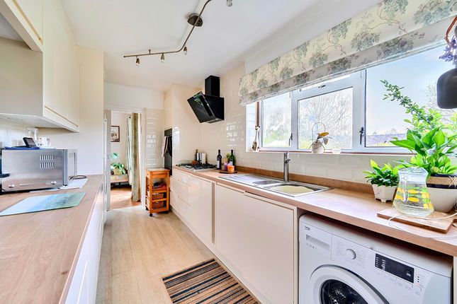 67 Springvale Road, Winchester photo 2