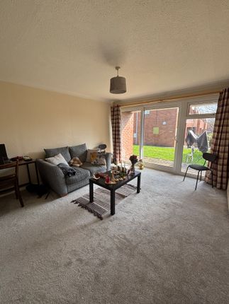 Flat 81  Knightthorpe Court, Burns Road, Loughborough photo 5