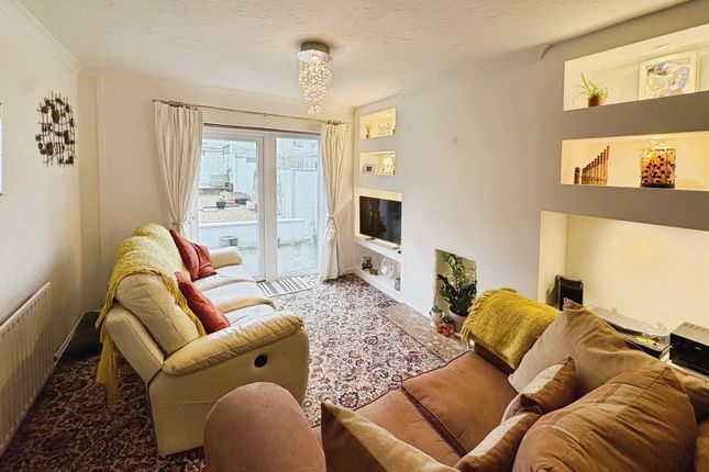 Kern Close, Port Talbot photo 2