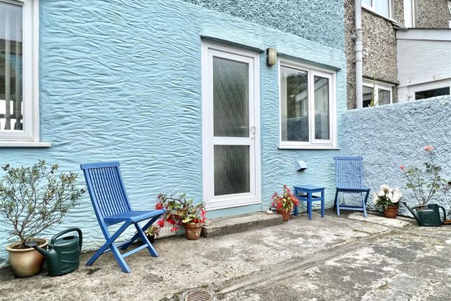 Terraced house for sale in Poplar Terrace, Flushing, Falmouth