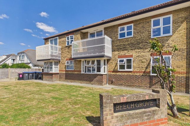 Studio flat on Flat 19 Beech Grove, Old Salts Farm Road, Lancing, £85,000