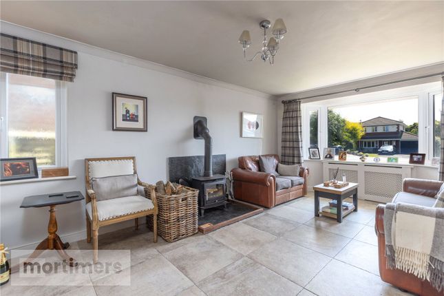 16, Butts Grove, Lancashire photo 4