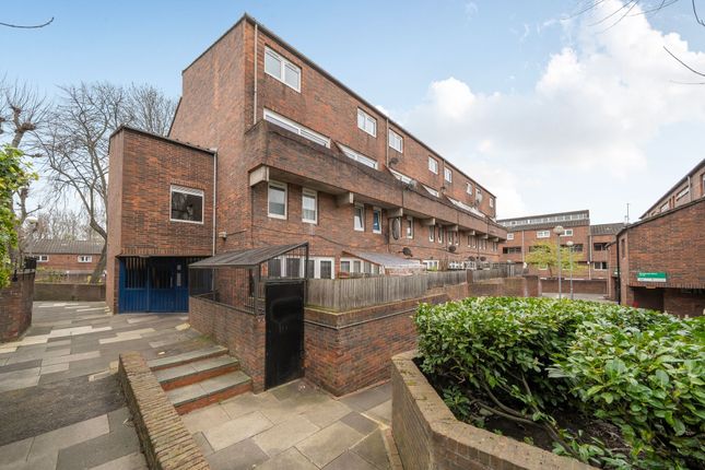 2-bed house on 73 Westacott Close, London, £475,000
