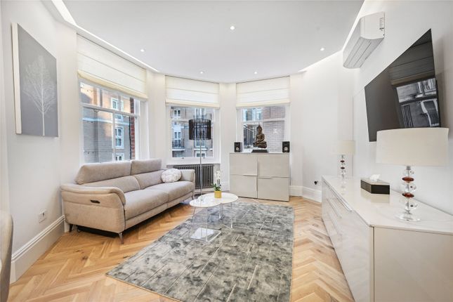 Flat to rent in Westminster Palace Gardens, Artillery Row, Westminster, London