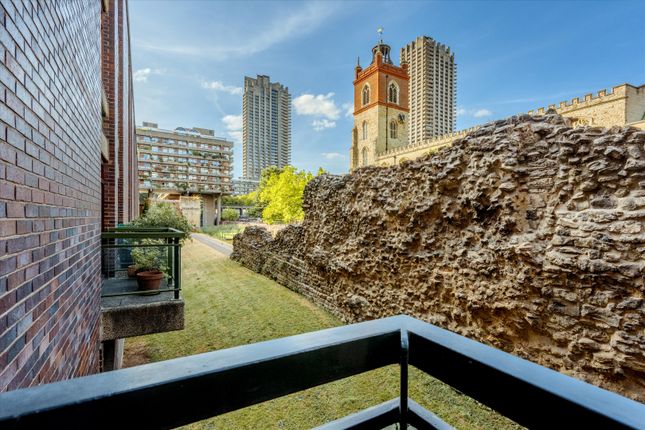 4, Wallside, London photo 2