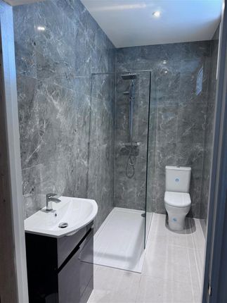 Shower.Jpg