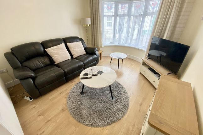 14a, Heol Y Graig, Swansea photo 2