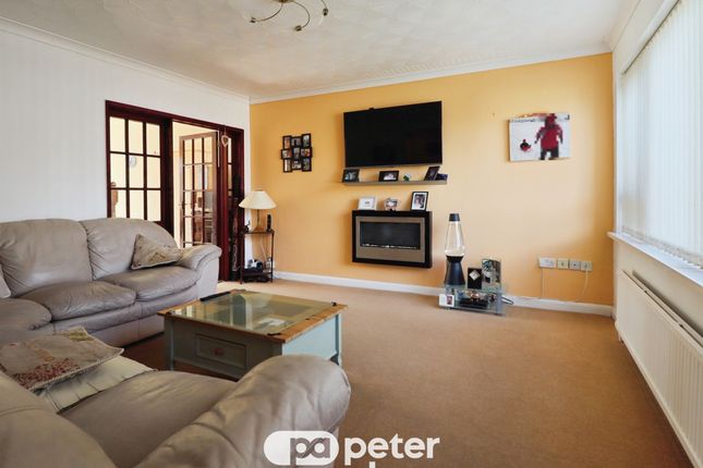 2, Cefn Penuel, CARDIFF photo 4