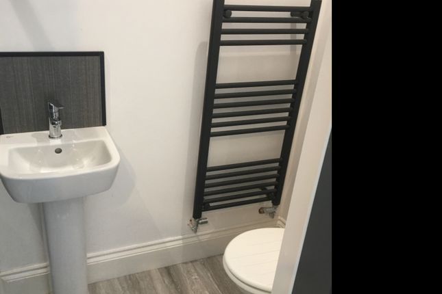 Upstairs Back Bath