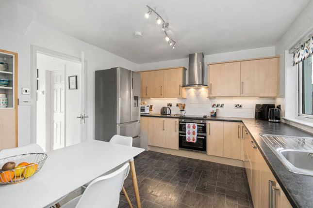 21, Castlebank Gardens, Cupar photo 4