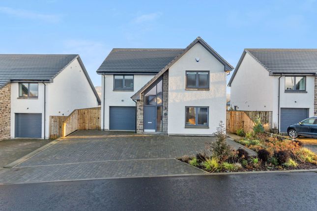 2 Loanside View, Auchterarder photo 2