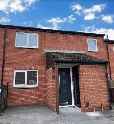 Thumbnail Flat for sale in Pingle Croft, Clayton-Le-Woods, Chorley