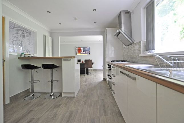 9, Springfield Drive, Newport photo 3