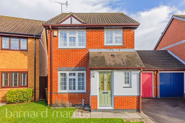 Detached house for sale in Hardy Close, Horley