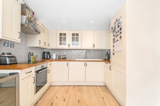 Flat for sale in Greenfell Mansions, Glaisher Street, London