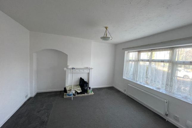 119, Connor Road, Dagenham photo 2
