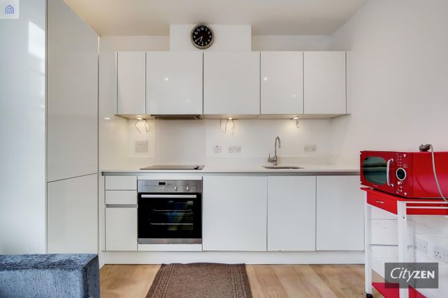 8, Ripon Court, Clyde Square, London photo 4