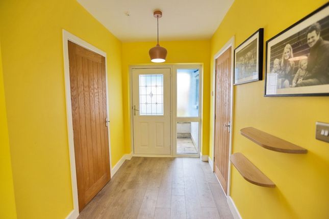 31 Standmoor Road, Manchester photo 2