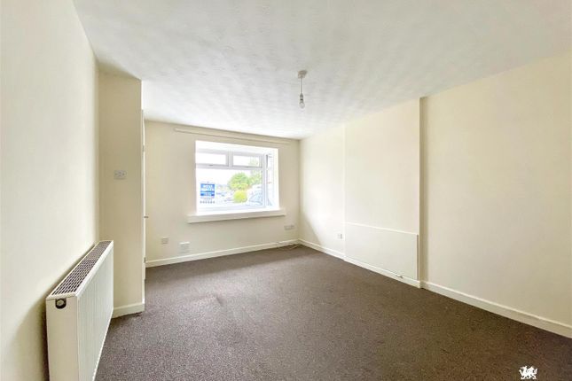 2, Perrotts Road, Tenby photo 3