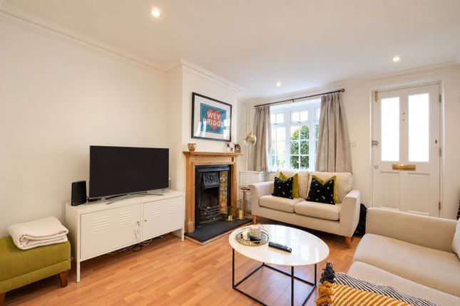 13, Anderson Road, Weybridge photo 4