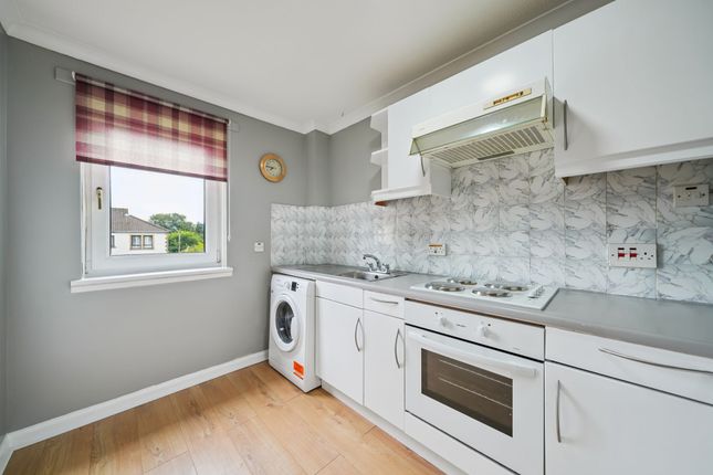 Flat 8, Wellmeadow Farm Meadow Way, Glasgow photo 4