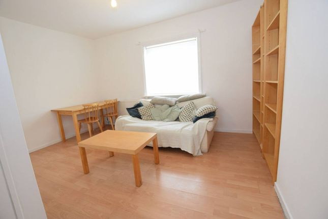 Thumbnail Flat to rent in Foxley Road, Oval, London